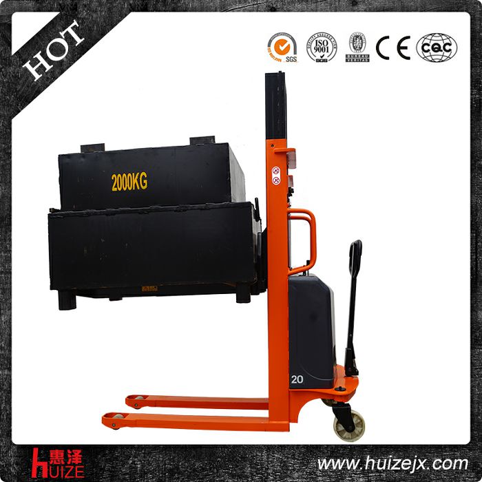 升高4.5米半電動(dòng)堆高車(chē)(三門(mén)架) 升高4.5米半電動(dòng)堆高車(chē)(三門(mén)架)